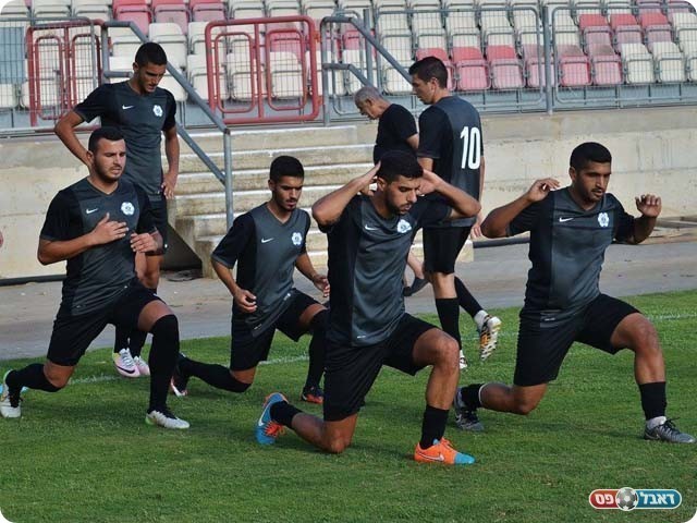 שחקני הפועל בית שאן. מקווים לפתוח עידן חדש (אבי רביבו)